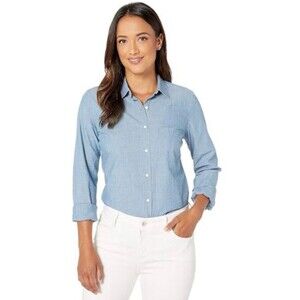2 NWT women’s untuckit shirt bundle size 2